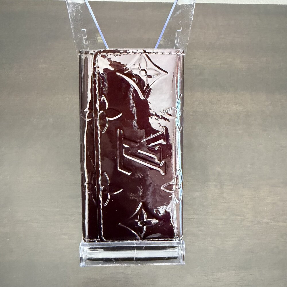 Louis Vuitton Multiclés 4 Key Holder in Monogram Vernis leather in Amarante
